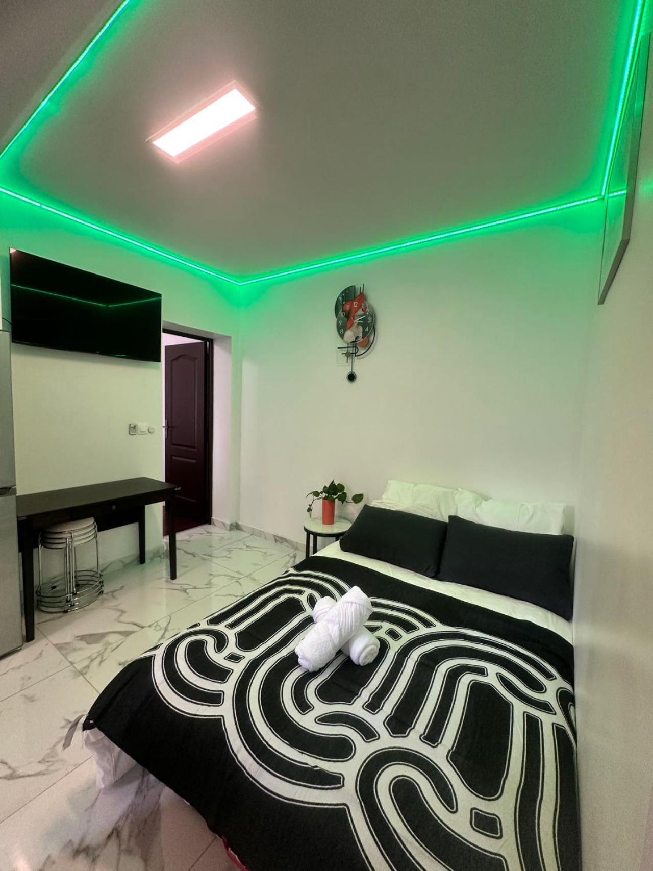 Superbe Appartement Renove Au Coeur De La Capitale Париж Екстер'єр фото